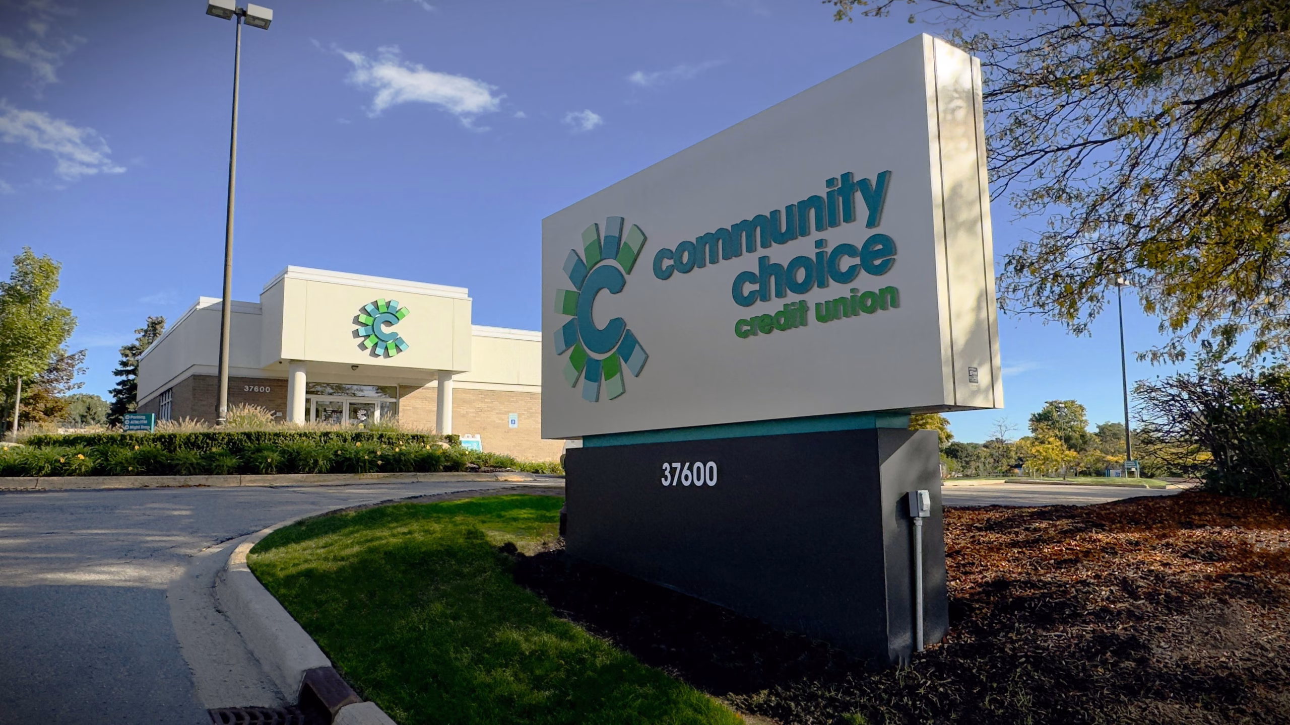 Community Choice Credit Union - Farmington Michigan - 12 Mile