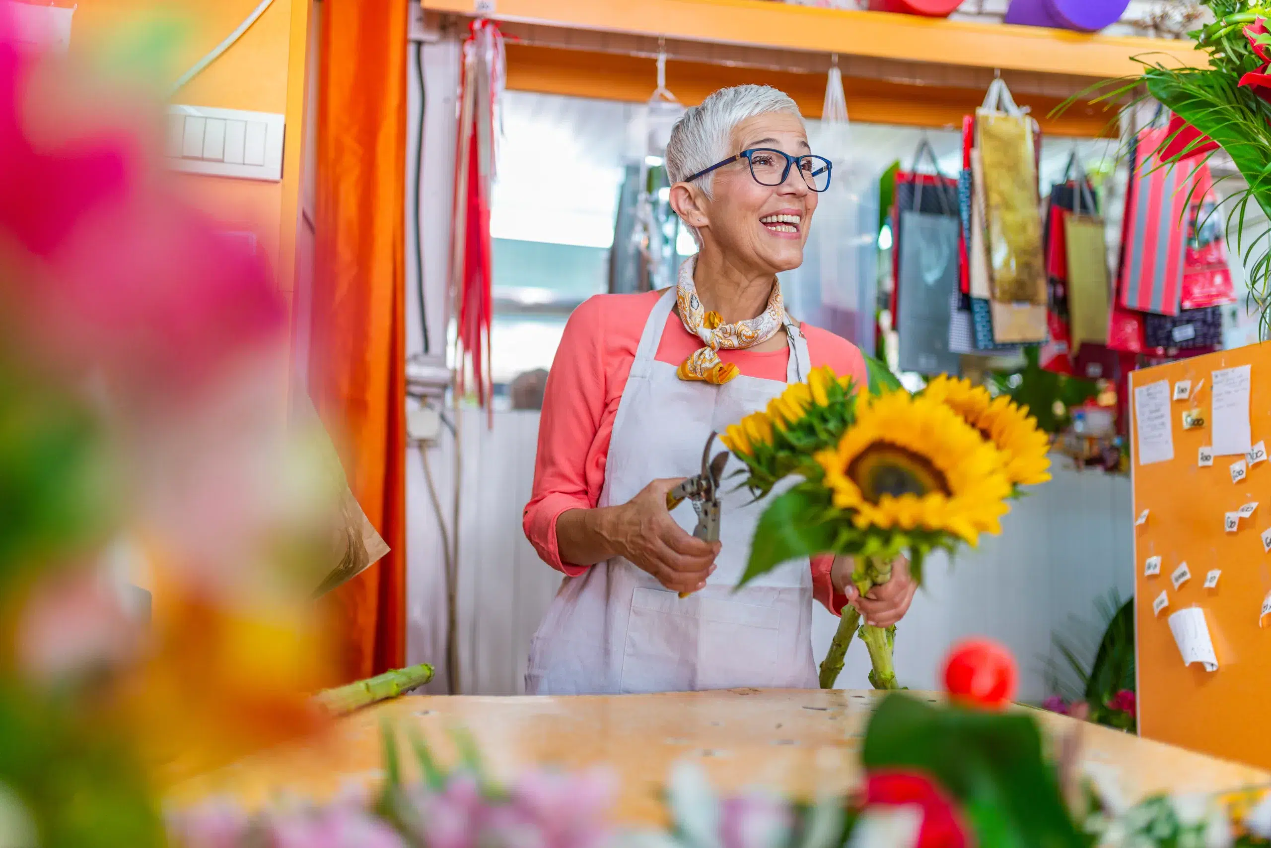 A Florida small business owner sells flowers with ease thanks to Community Choice Credit Union.